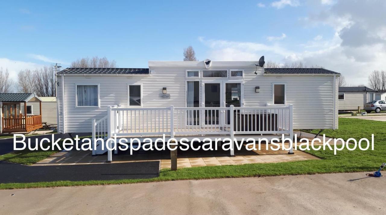 Blackpool Caravans Marton Mere Buitenkant foto