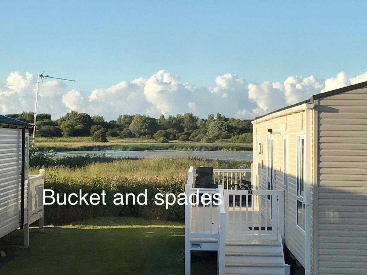 Blackpool Caravans Marton Mere Buitenkant foto
